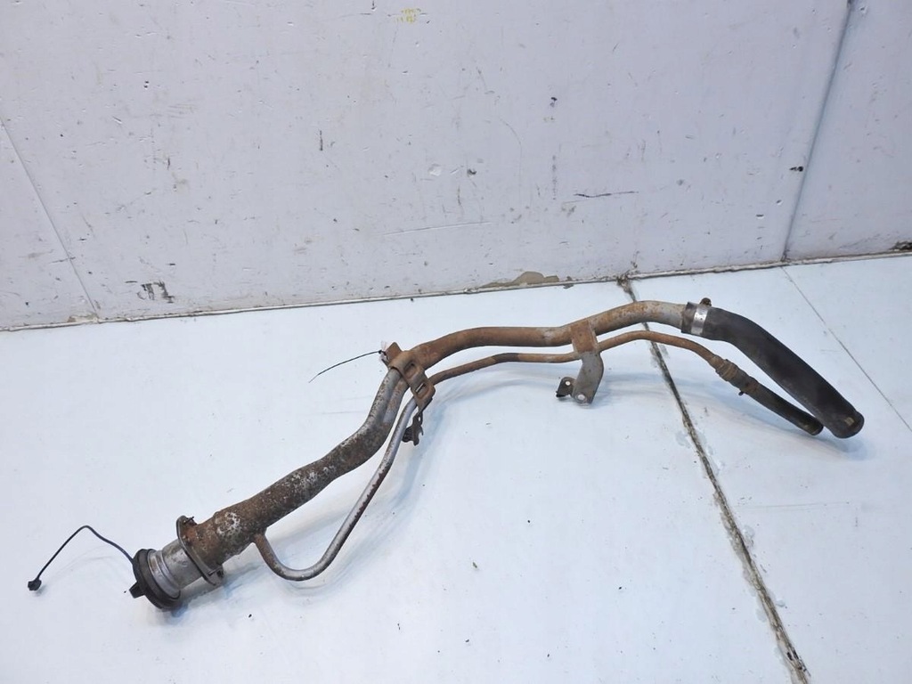 фото №7, Труба заливная горловина топлива крышка subaru forester iii 2.0 d