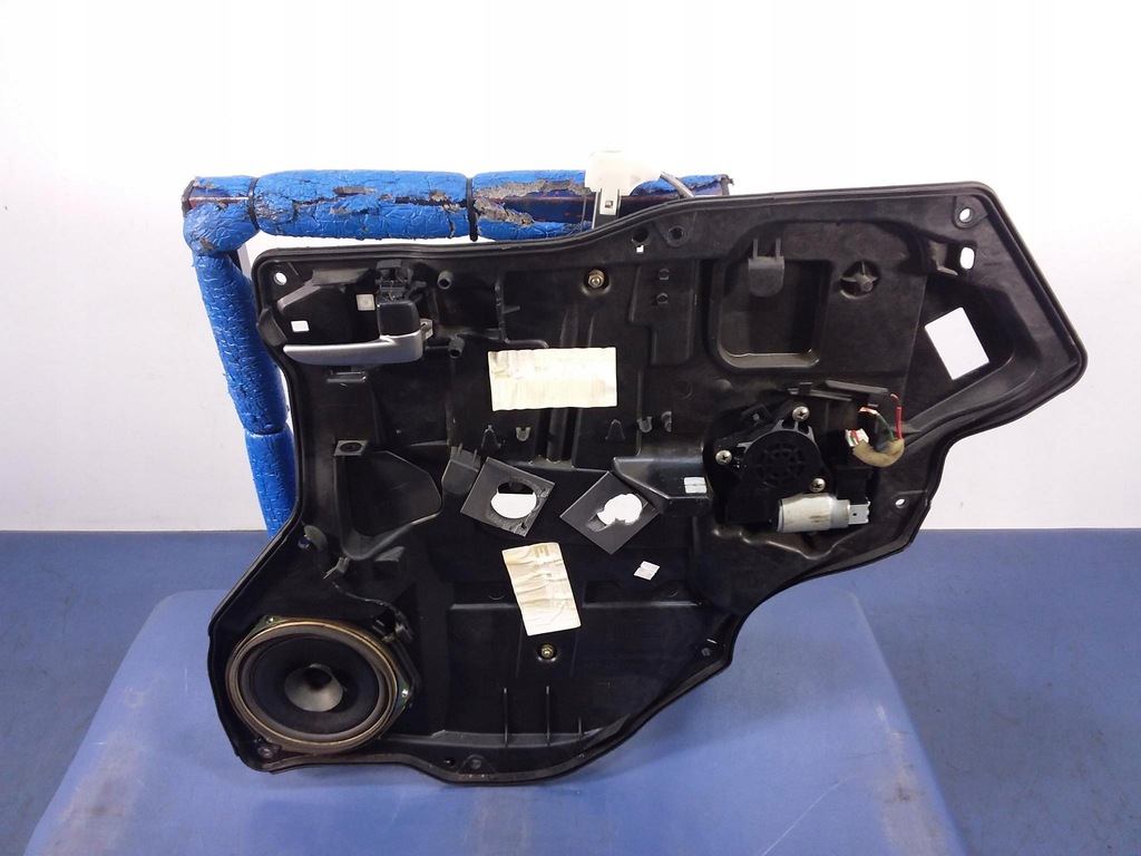 фото №1, Mazda 2 i dy підйомник скло задня правий