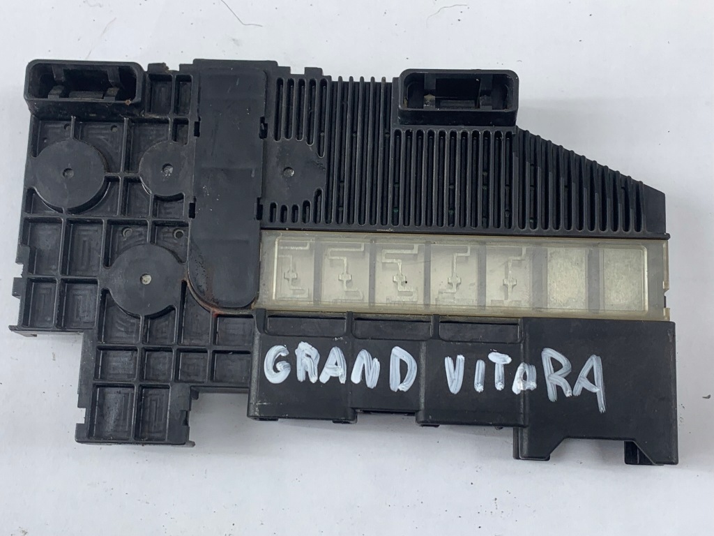 фото №1, Suzuki grand vitara ii lift 2.4 предохранитель аккумулятор