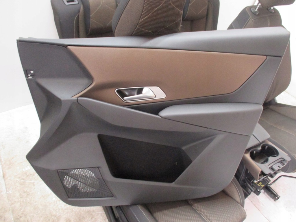 фото №3, Сидіння оббивка citroen ds7