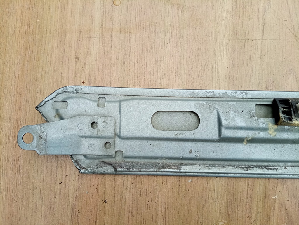 фото №11, Podkł. проставка захист рейки двері зсувний ліва honda odyssey 2005 72589shja