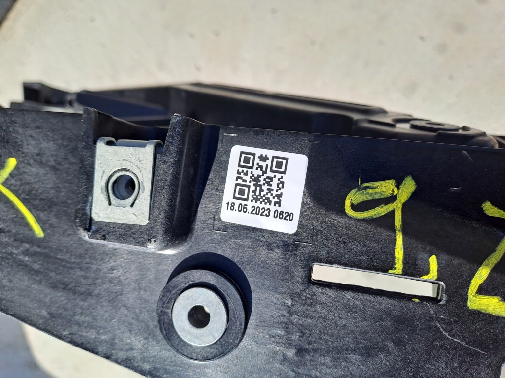 Ремень усилитель tesla model y с Разборки