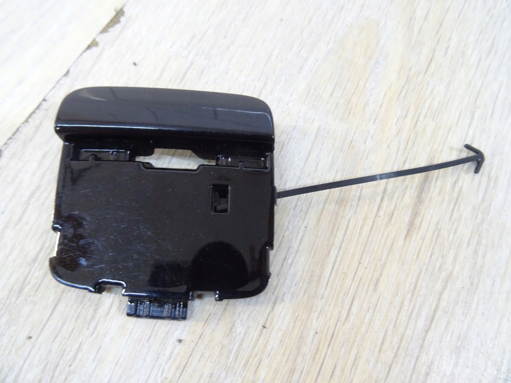 фото №1, Mercedes klasa s w223 amg 2020- заглушка фаркоп задня оригінал a2238857001