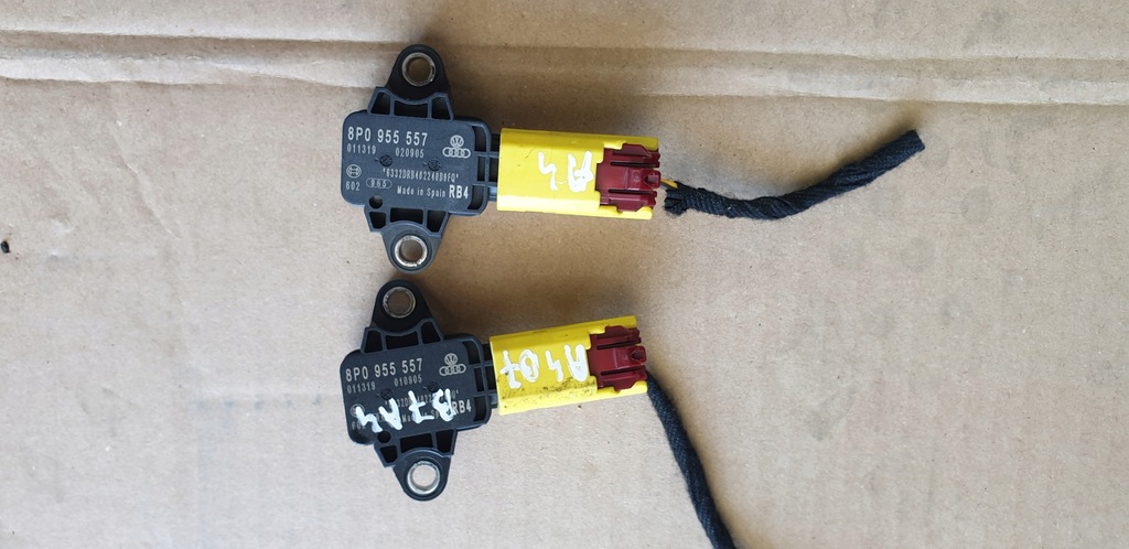 фото №7, Датчик подушек audi a4 b7 a3 exeo 2004- 8p0955557