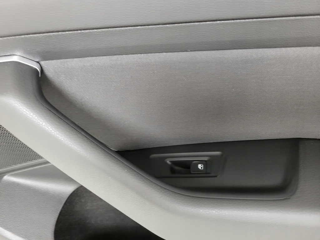 фото №3, Vw passat b8 оббивка двері передня права матеріал