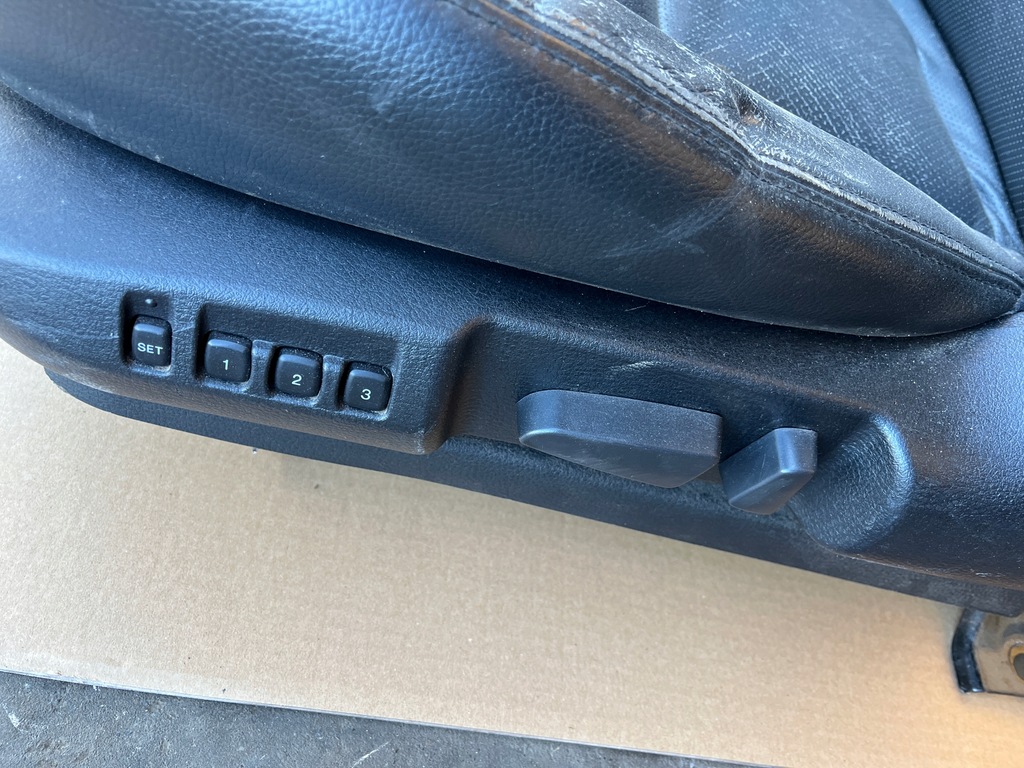 фото №10, Обивка czarna кожа сиденья mazda 6 gg 2004-2007 lift kombi