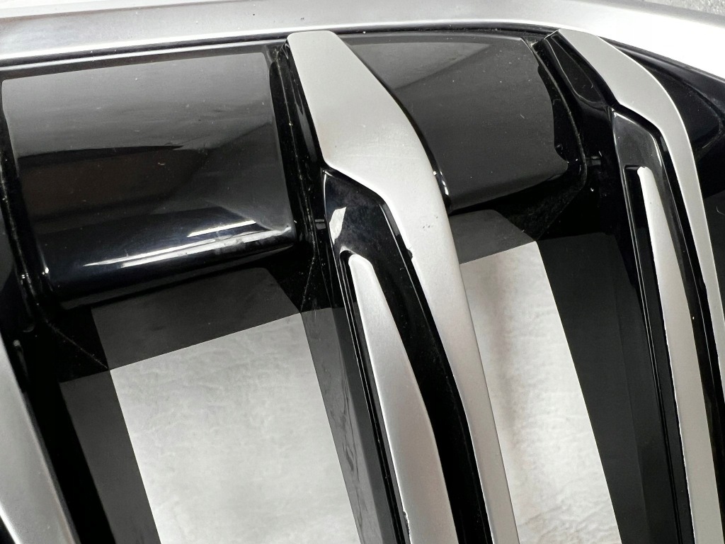 Решётка радиатора решётка радиатора бампера bmw x1 u11 u12 9880301 185178 серебристый Киев