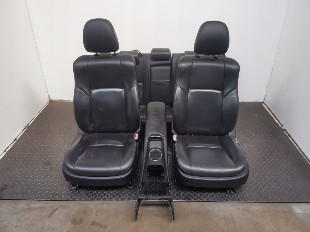 фото №1, Сидіння заднє сидіння шкіра toyota avensis t27 kombi uk