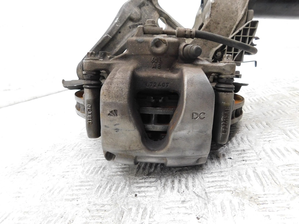 фото №8, Поворотный кулак амортизатор рычаг левый перед - mercedes gla ii h247 1.3