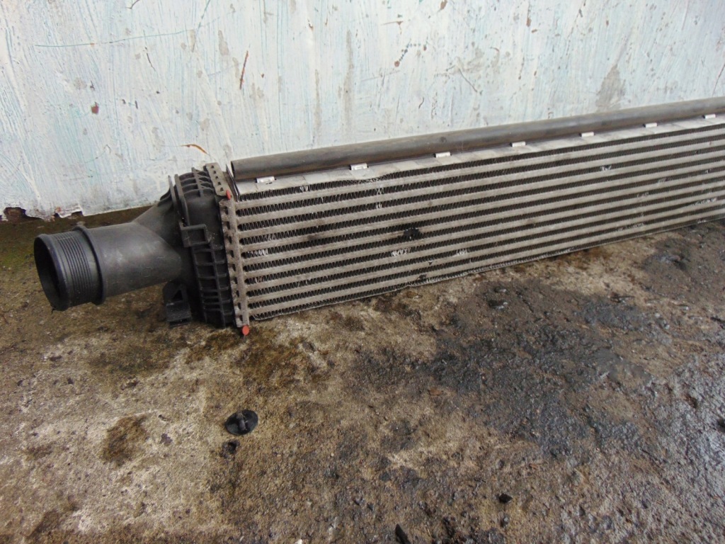Радіатор інтеркулер audi a4 a5 b9 8k0145805r в Україні