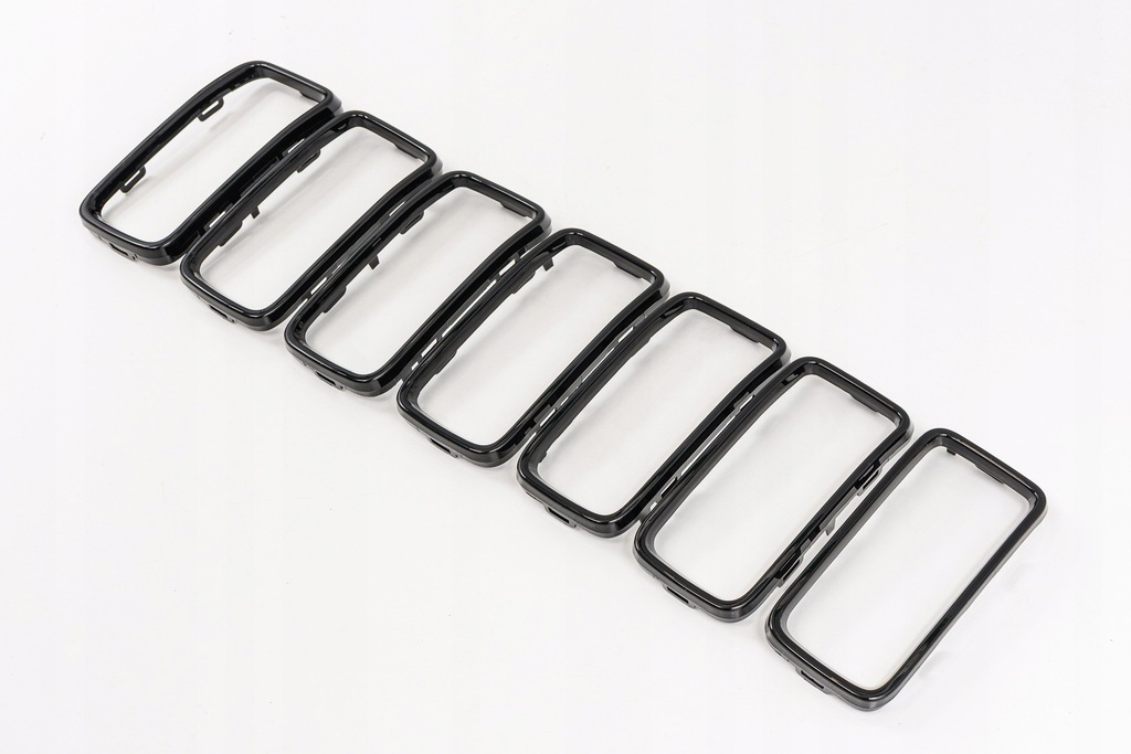 фото №9, Jeep renegade i bu 18-22 po faceliftingu чорні вкладиші решітка 6vm90sz0aa