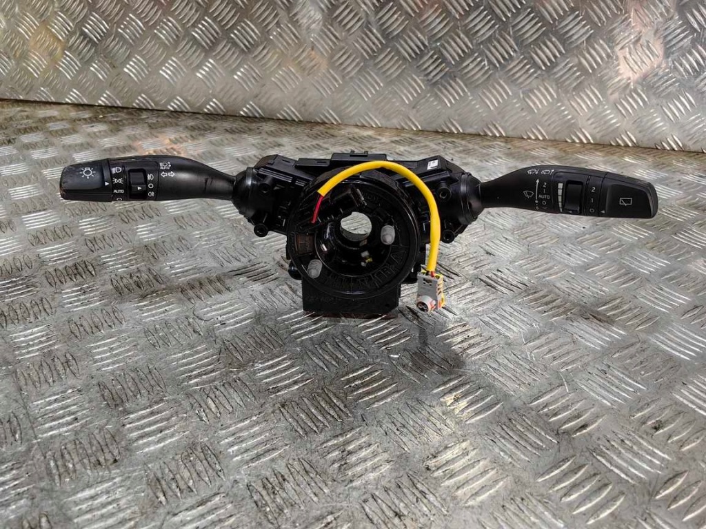 фото №1, Kia proceed 93490-s1230 перемикачі стрічка перемикач