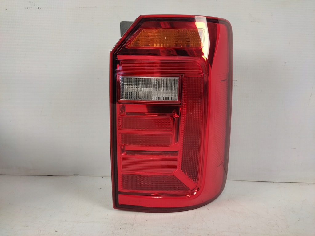 фото №1, Vw caddy 2k1 lift ii лампа правая задняя led 2015-