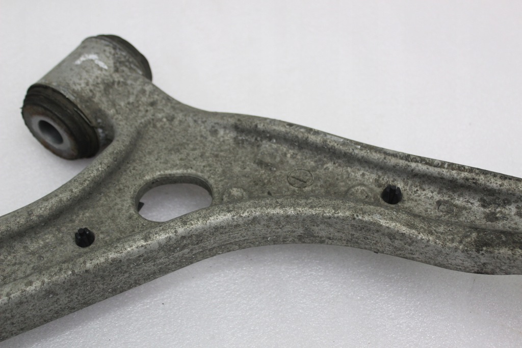 фото №13, Mercedes a klasa w176 рычаг левый перед передний a2463304700