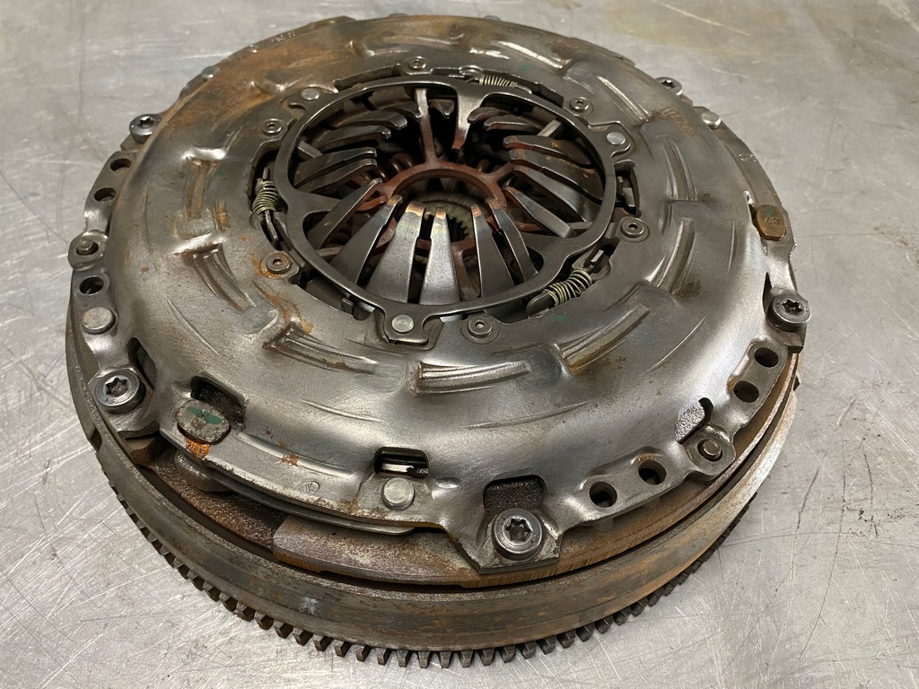 фото №1, Сцепление двухмассовый citroen c4 aircross 1,6 hdi kpl