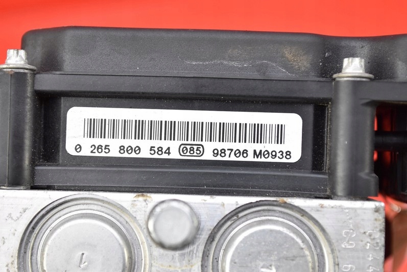 фото №9, Насос abs 8200756095 dacia sandero 1 i 1.4 8v 75 km 08-12