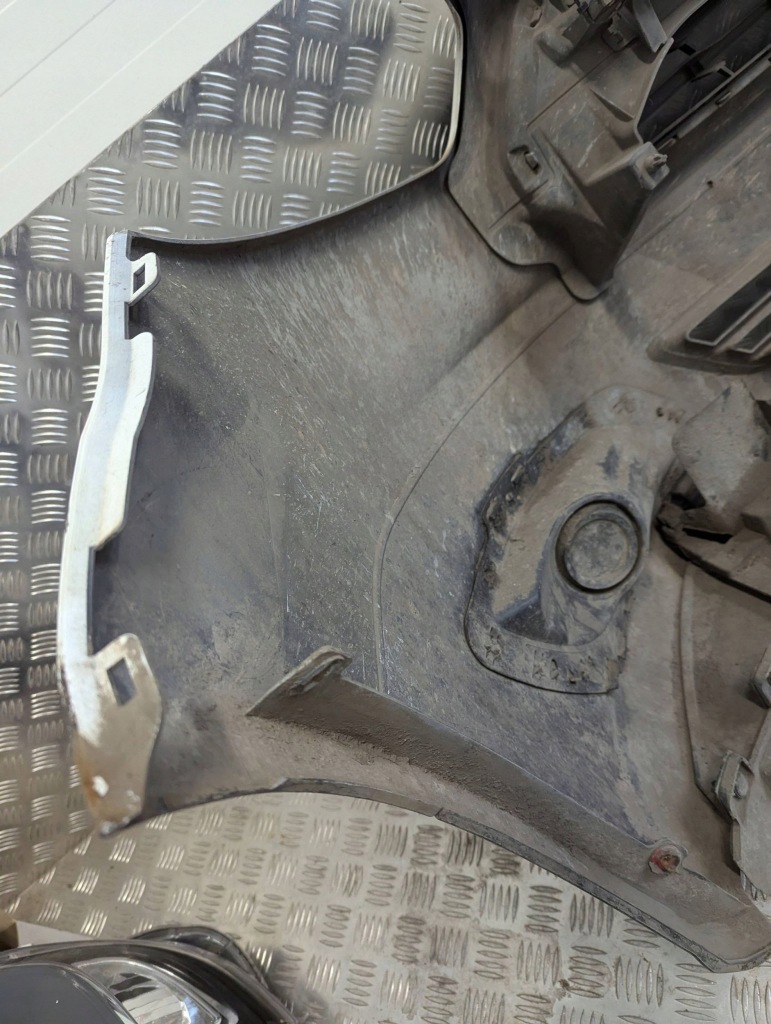 фото №12, Ford transit courier 2014-2018 бампер перед передний