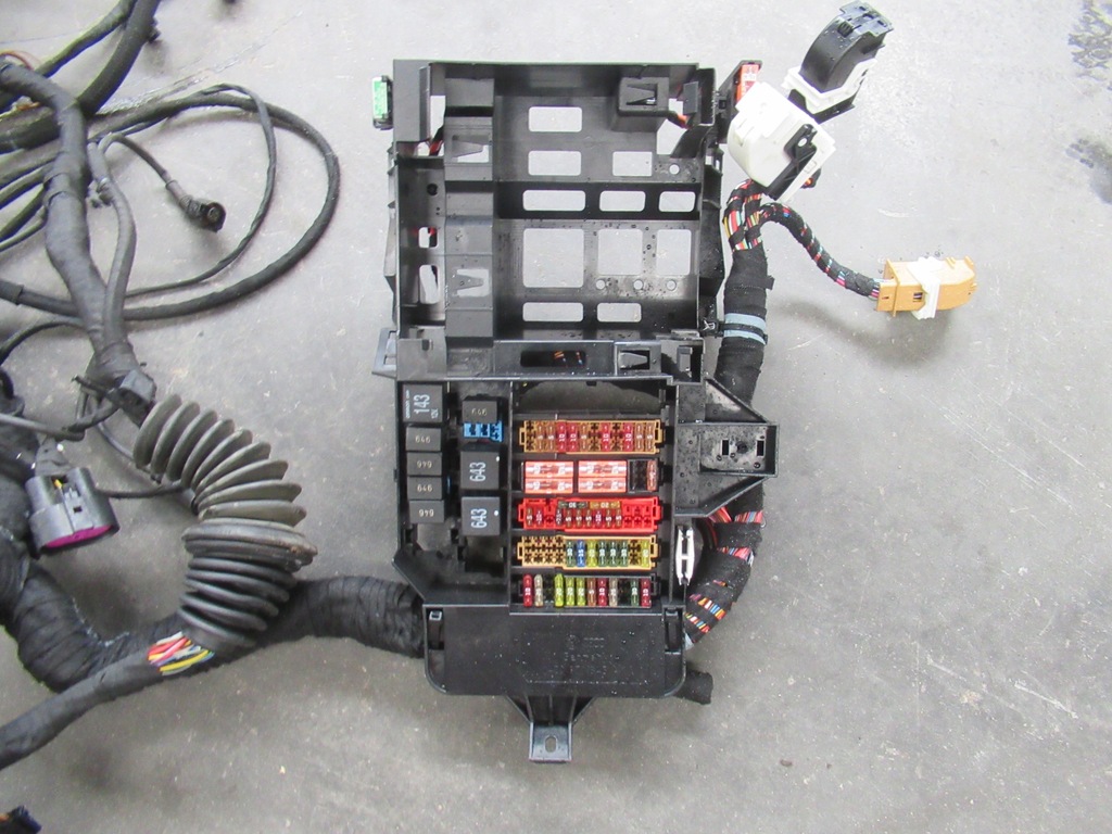 фото №5, Audi r8 5.2 cabrio 420 джгут електропроводка салону