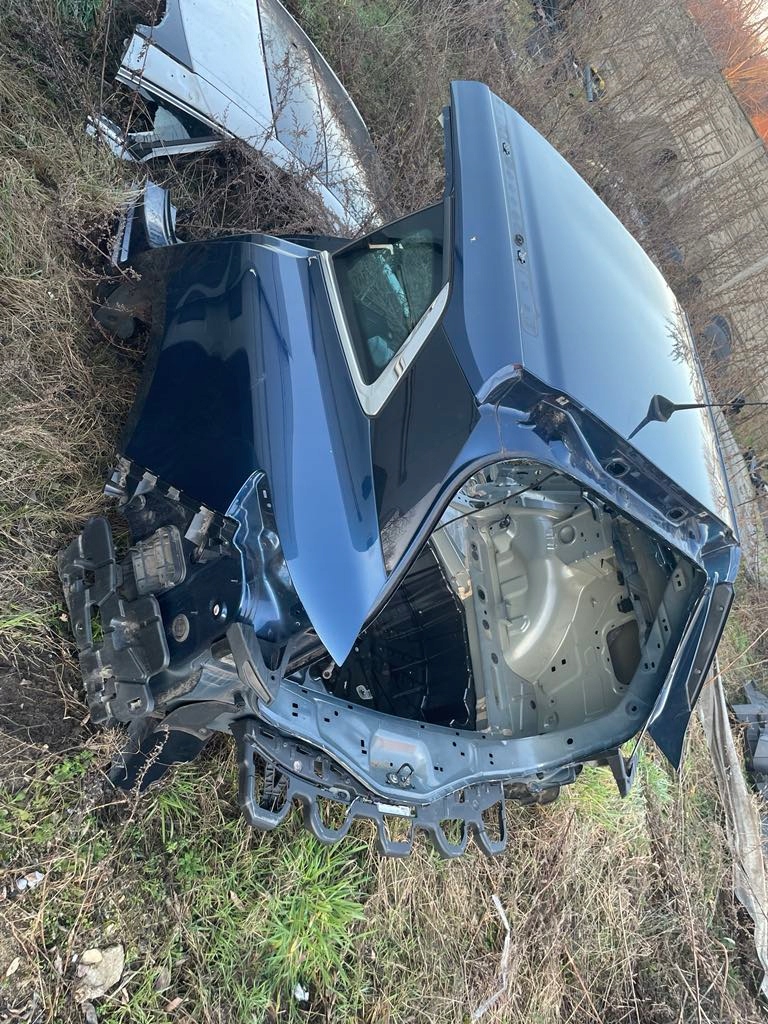 фото №1, Renault megane iv kombi задняя pas поддон четверть крыло