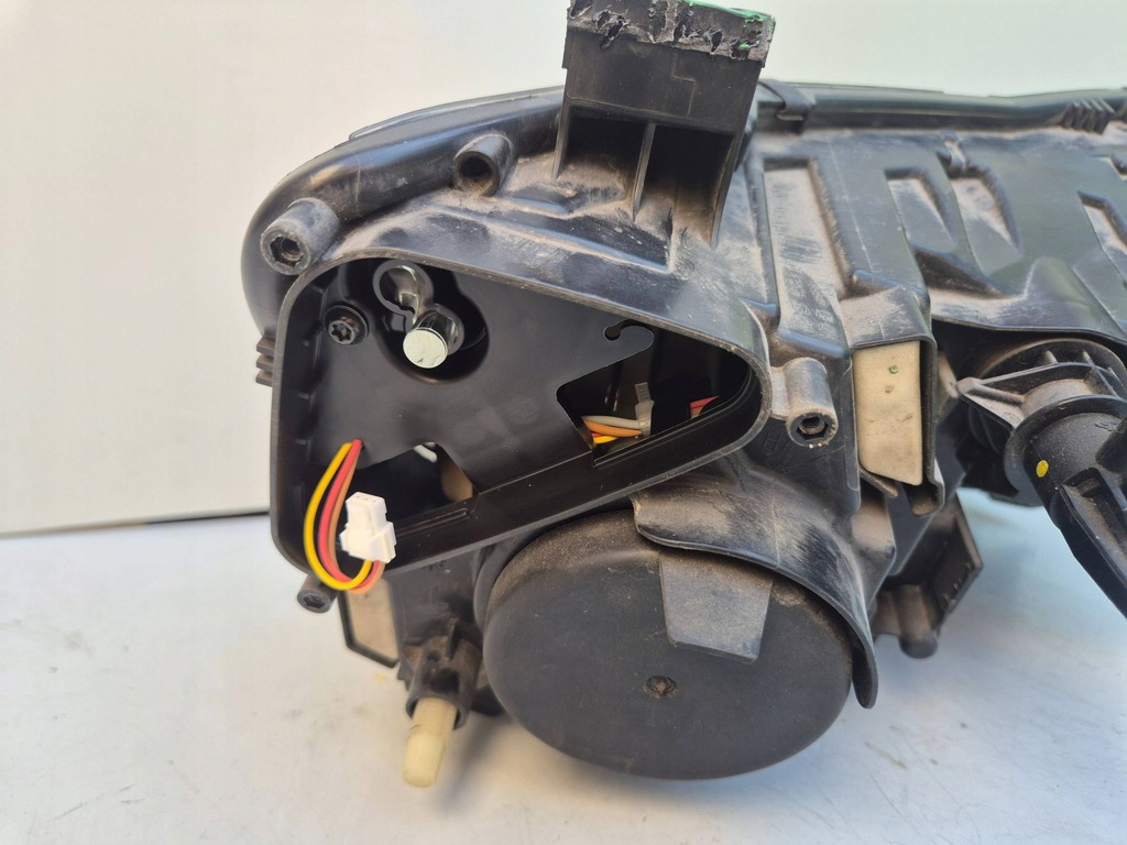 фото №12, Dacia duster ii повреждённая 260609367r лампа левая правая перед eu