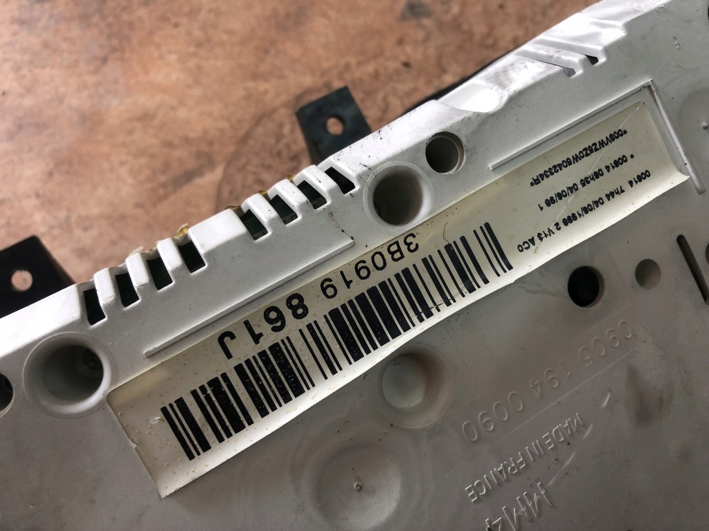 фото №8, Passat b5 1.9tdi 110km счетчик приборы