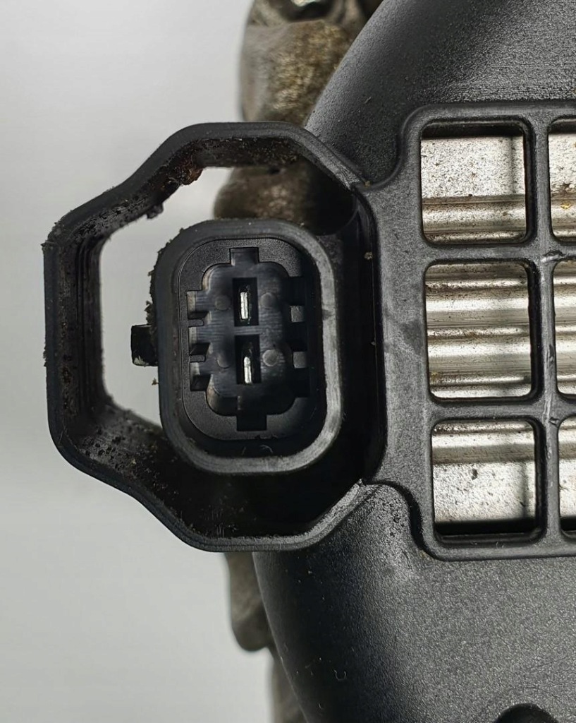 Генератор opel adam 1.2 16v 13579663 в Украине