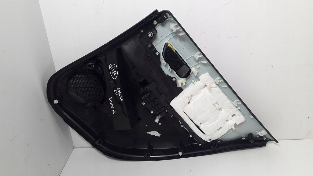 фото №10, Toyota corolla e21 обшивка двері задній лівий kombi 67614-02700 et64