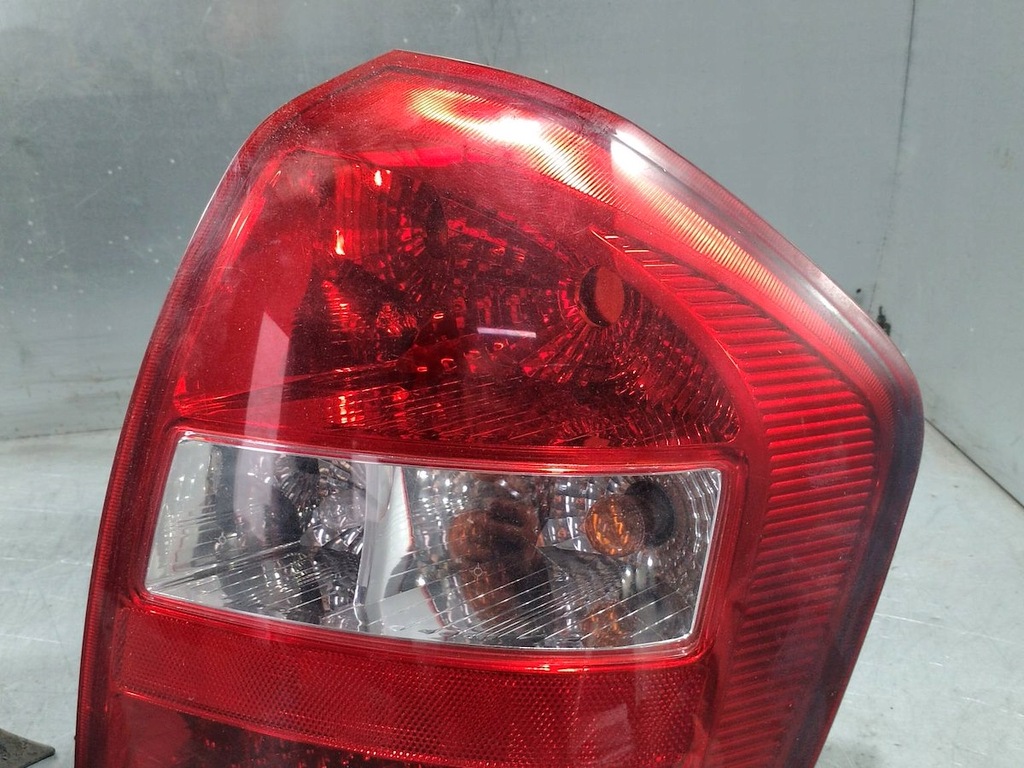 фото №11, Лампы задняя комплект kia cerato 2.0 crdi хэтчбек 92401-2f2