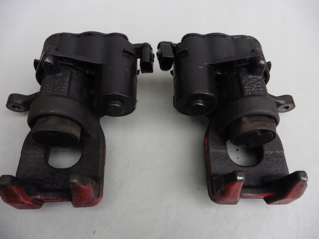 Супорт гальмівний правий задній mercedes b w247 w117 gla ii h247 l72847 в Україні