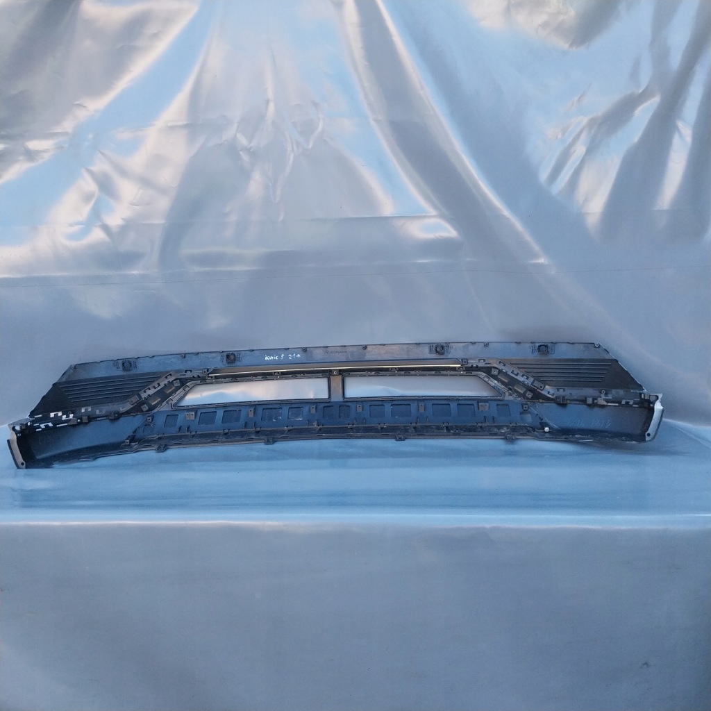 Накладка спойлер дифузор перед передній hyundai ioniq v 5 2021- 86512-gi110 Зі Шроту