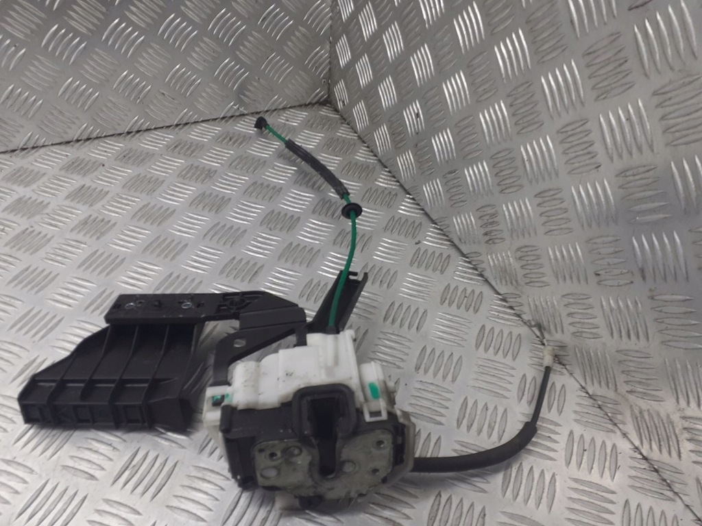 фото №2, Замок дверь правый перед alfa romeo 156 5pin