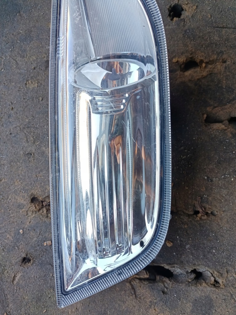 фото №3, Mondeo mk4 lift 10-14 r протитуманна фара правий bs71-15k201-ab