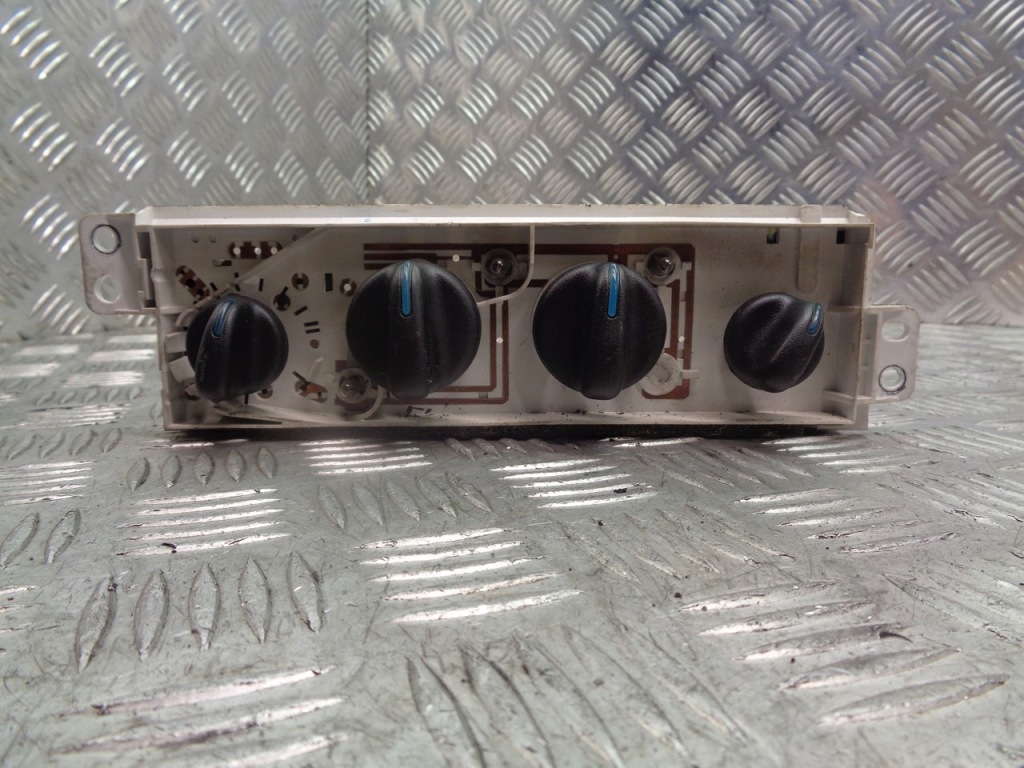 фото №1, Панель керування обдув chrysler pt cruiser