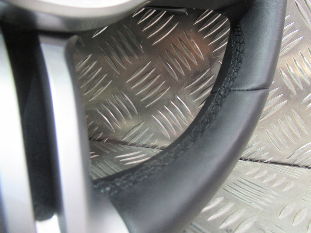 фото №9, Mercedes w206 воздуховод czarna кожа k327