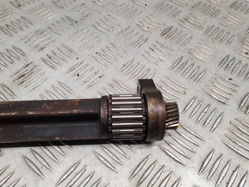 фото №2, Alfa romeo stelvio 2018 вал балансувальний