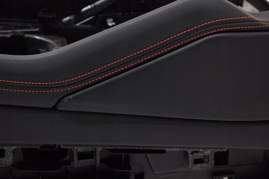 фото №14, Bmw xm g09 тунель середній підлокітник шкіра merino fionarot czarna