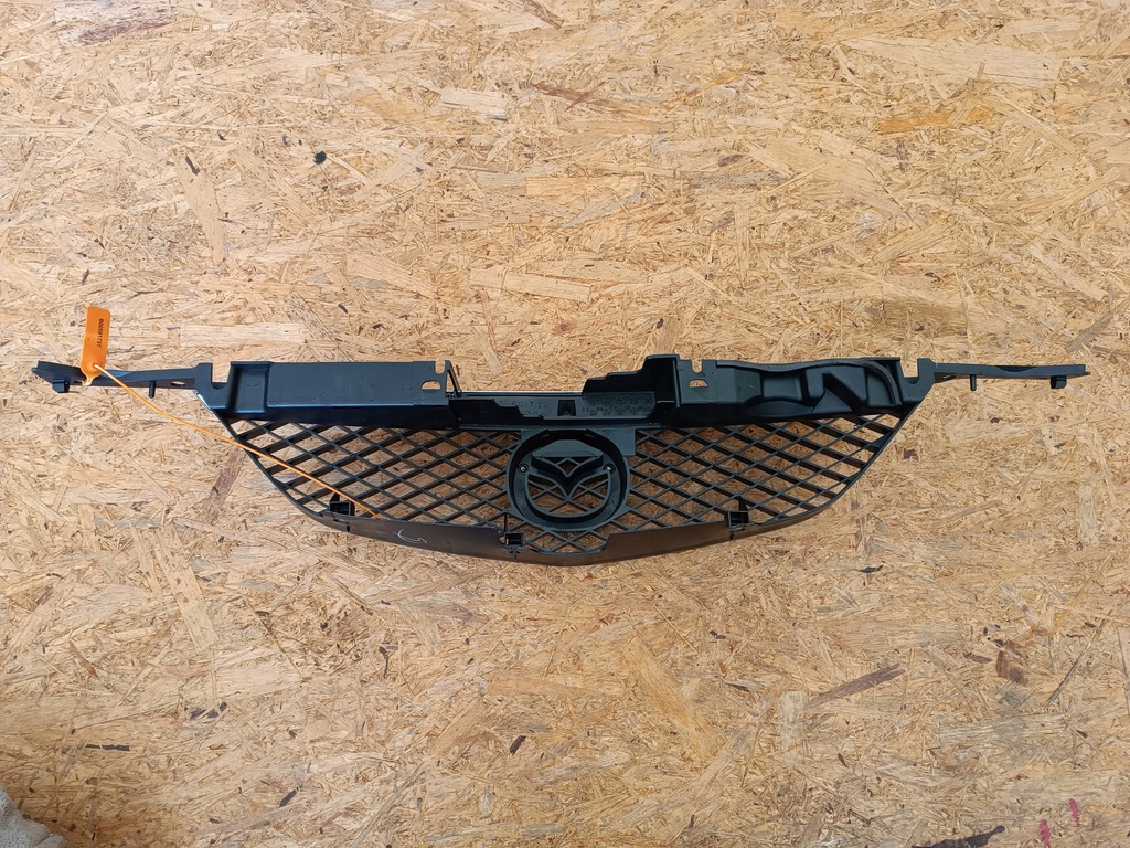 фото №13, Решётка решётка радиатора решётка радиатора бампера перед c10050712 mazda premacy