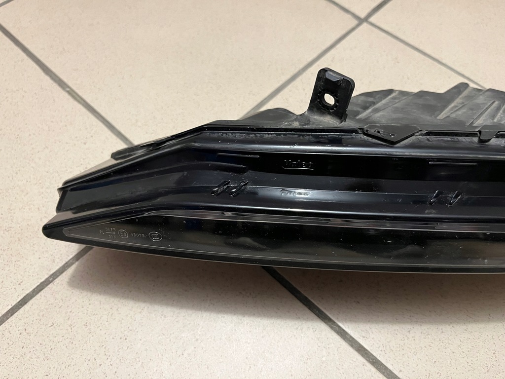 фото №9, Skoda superb iii 3 lift 3v0 лампа противотуманная фара левый