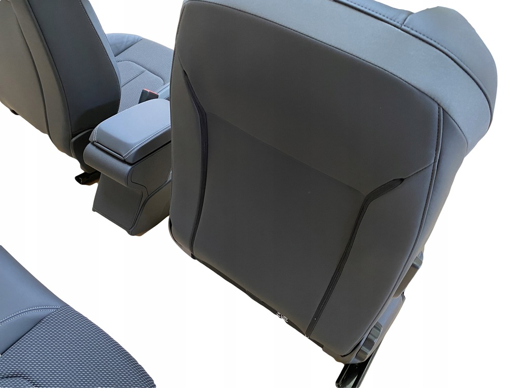 фото №9, Audi a1 82a sline кожа сиденья обивка