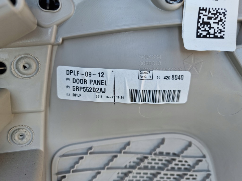 фото №10, Chrysler pacifica 3.6 обшивка дверь левый перед водителя 18r