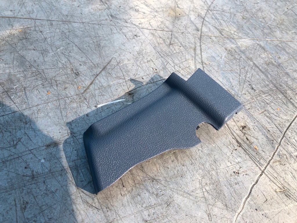 фото №1, Mercedes w211 защита корпус сиденье правого