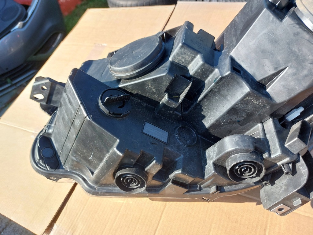 фото №7, Лампа передня права peugeot rifter europa