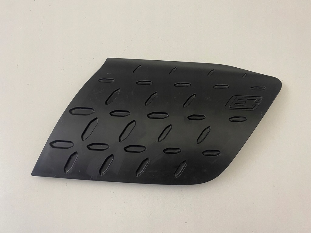 фото №1, Hyundai kona electric заглушка роз'єм заряджання