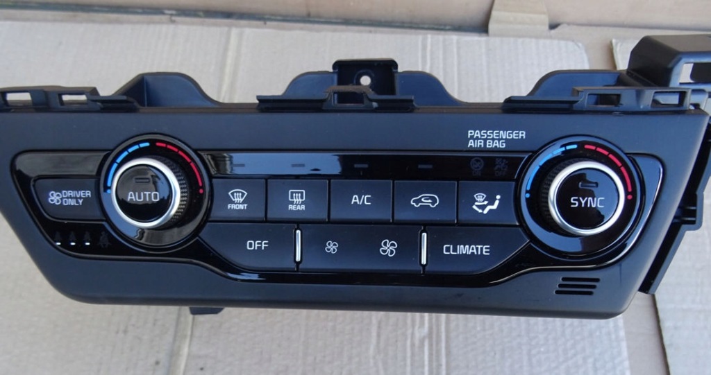 фото №1, Kia niro lift панель кондиционера kompletny