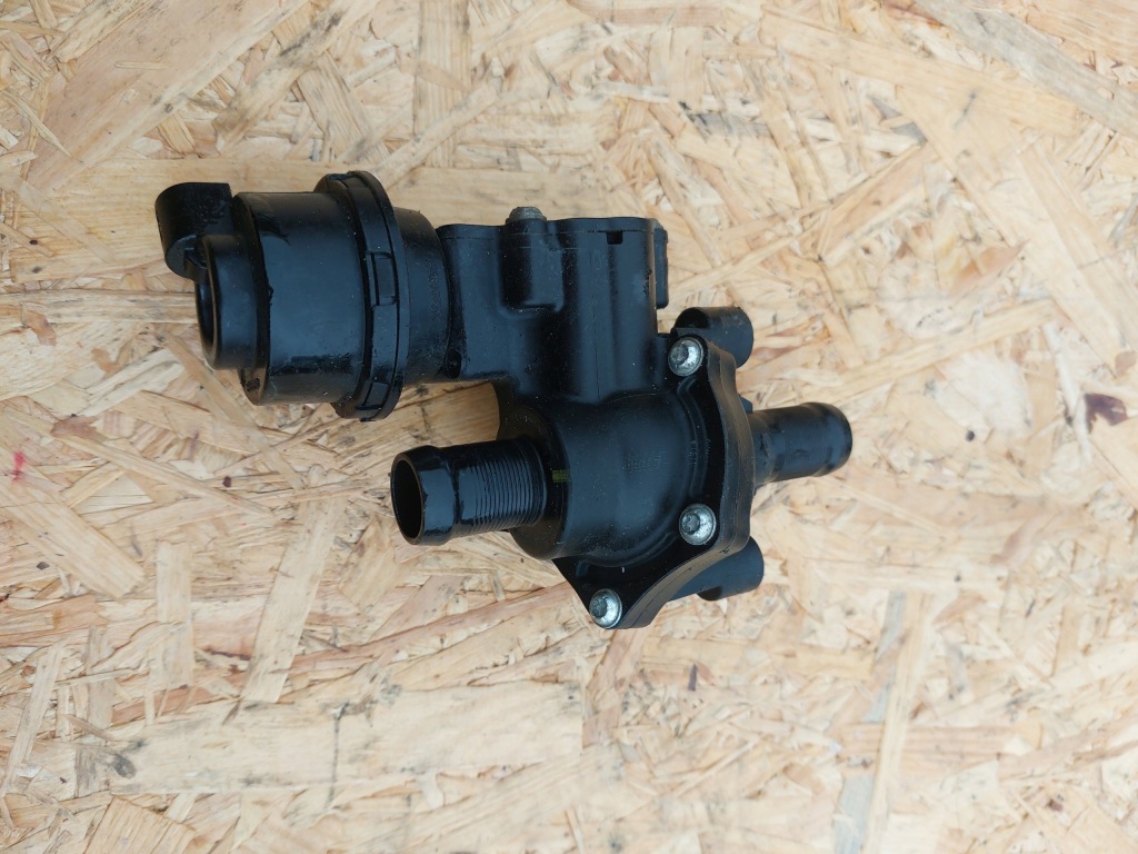 фото №1, Dacia dokker lodgy 1.3 tce 20/21r помпа воды оригинал