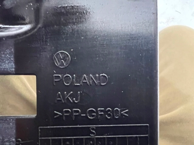 фото №8, Vw caddy 2k5805588 pas передний усилитель