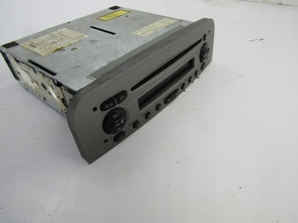 фото №2, Alfa romeo 147 радіо заводський