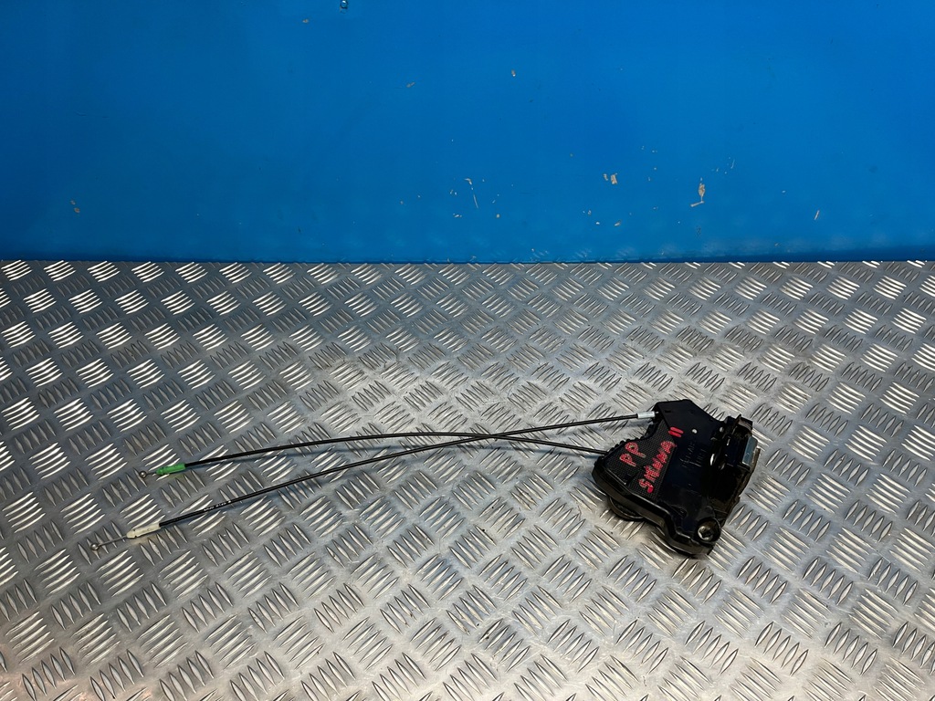 фото №1, Toyota sienna ii 04-10 замок двері правий перед