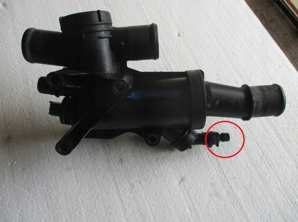 фото №1, Корпус термостат 9656182980