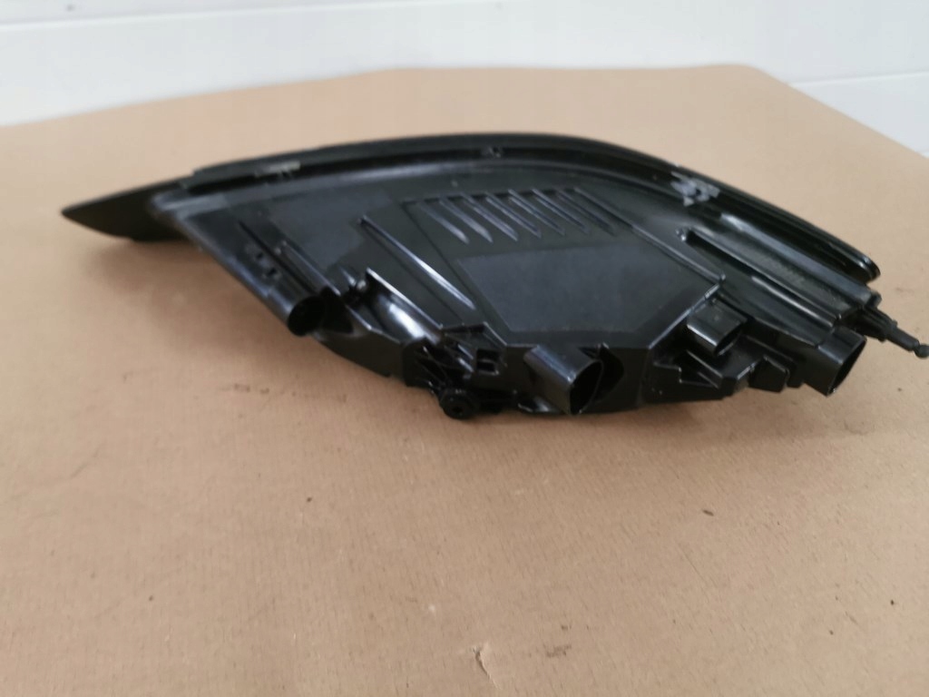 фото №8, Porsche boxster cayman 982 718 - лампа левый задняя 9p0945095b